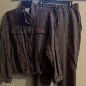 Jacket w/ matching cropped joggers